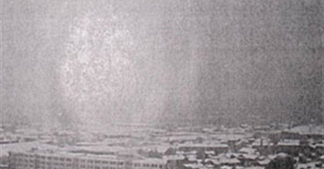 Vén màn "đội đặc nhiệm" săn lùng đĩa bay của nước Pháp