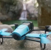 Video: Bay lượn cùng kính thực tại ảo và drone 
