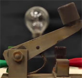Video: Transistor hoạt động như thế nào? 