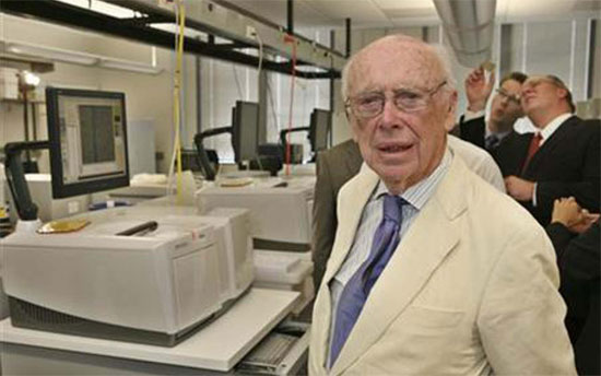 Bán giải thưởng Nobel của Watson với giá 4,76 triệu USD