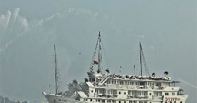 Kỹ năng thoát hiểm khi du thuyền gặp hỏa hoạn