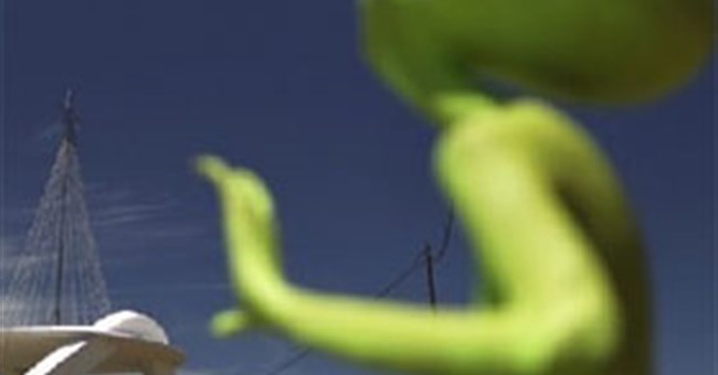 Người ngoài hành tinh có thể gieo mầm sự sống trên Trái Đất