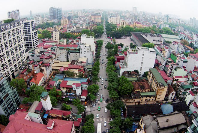 Ngắm những tuyến đường rợp bóng cây xanh ở Hà Nội