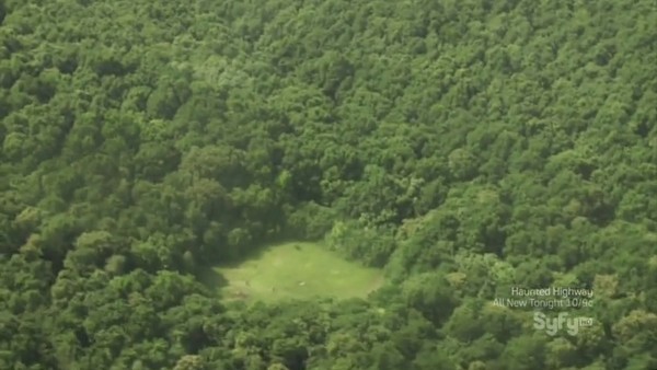 Bí ẩn khu rừng "Tam giác quỷ Bermuda" trên mặt đất