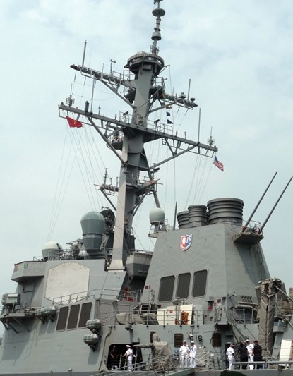 Khám phá sức mạnh tàu khu trục USS Fitzgerald Mỹ đã cập cảng Đà Nẵng