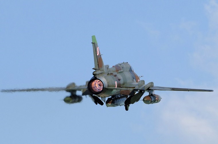Khám phá tính năng máy bay Su-22 rơi gần đảo Phú Quý