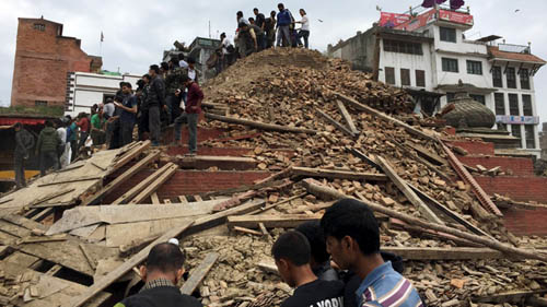 Cường độ động đất ở Nepal tương đương 20 quả bom nguyên tử