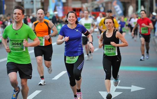 Cơ thể con người thay đổi ra sao khi chạy marathon?