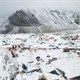 Tìm thấy 100 thi thể bị tuyết lở chôn vùi ở Nepal