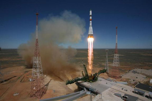 Ngày mai tàu vũ trụ mất kiểm soát của Nga sẽ rơi xuống Trái Đất