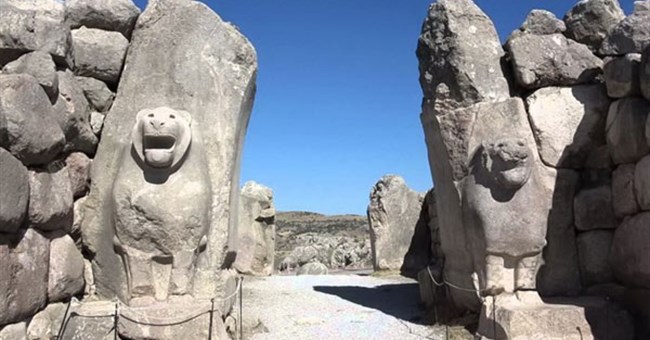 Khám phá tàn tích đế chế hùng mạnh nhất thời cổ đại