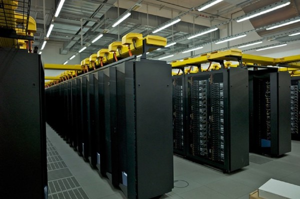 10 siêu máy tính đắt giá nhất hành tinh