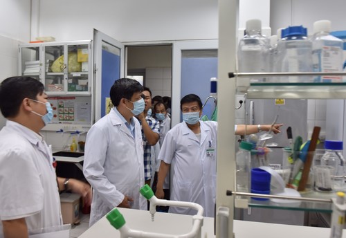Việt Nam: Ba người sốt nghi nhiễm MERS