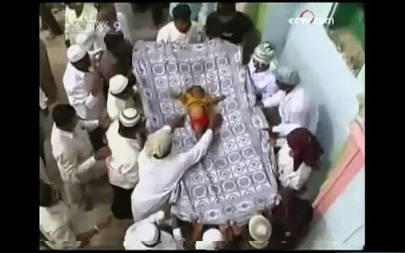 Kinh ngạc với những phong tục có 1-0-2 của các nước trên thế giới