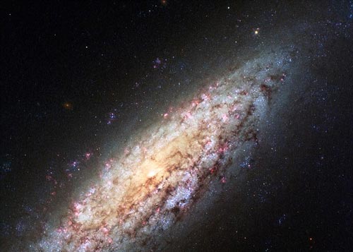 Phát hiện thiên hà "cô đơn nhất" vũ trụ