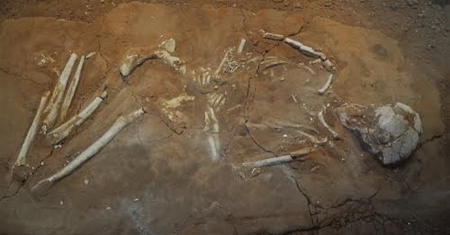 Người Hy Lạp cổ đại tin xác chết có thể đội mồ sống dậy