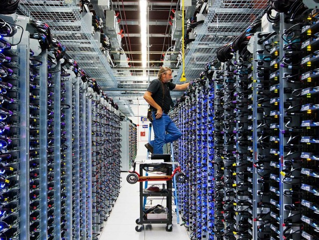 Bên trong trung tâm dữ liệu của Google có gì?