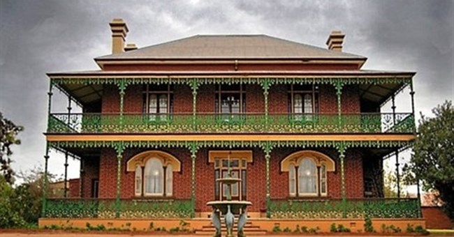 Ngôi nhà ma ám đáng sợ nhất Australia