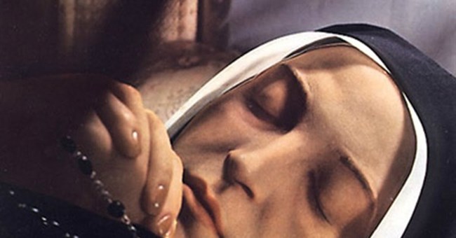 3 thi hài trăm năm xinh đẹp hơn cả lúc sống