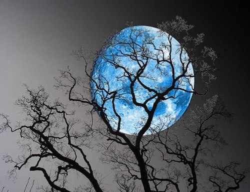 Giải mã lời nguyền “trăng xanh tháng Bảy” gây thảm cảnh?