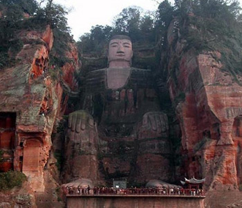 Lạc Sơn Đại Phật: Kiến trúc độc đáo của tượng Phật làm bằng đá lớn nhất thế giới