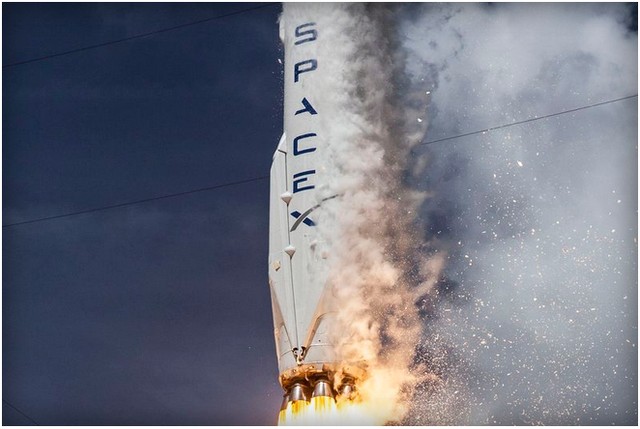 SpaceX công bố nguyên nhân khiến tên lửa Falcon 9 phát nổ