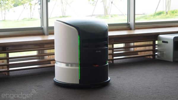 Bên trong khách sạn robot đầu tiên trên thế giới có gì?