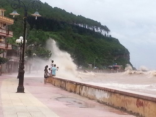 Hướng dẫn cách ứng phó khi lũ lụt