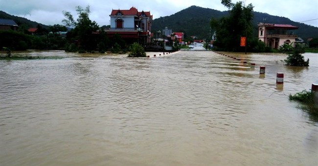 Thành phố Uông Bí ngập lũ do mưa lũ, Yên tử bị cô lập