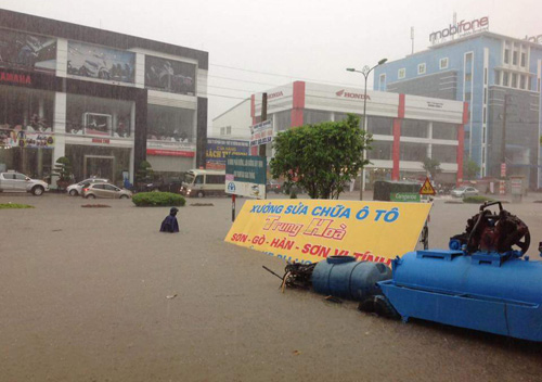 Toàn miền Bắc vẫn còn mưa to