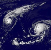 Ba cơn bão nhiệt đới cực hiếm xuất hiện cùng lúc trên Thái Bình Dương