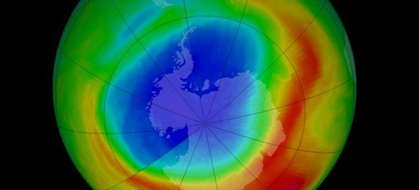 Ngày 9/9: Lần đầu tiên phát hiện lỗ thủng ozone tại một thành phố đông dân