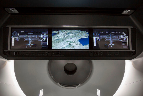SpaceX tiết lộ nội thất tàu vũ trụ Crew Dragon