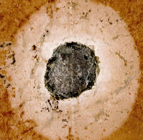 Thiên thạch rơi đồng thời tạo hố kép khổng lồ ở Thụy Điển