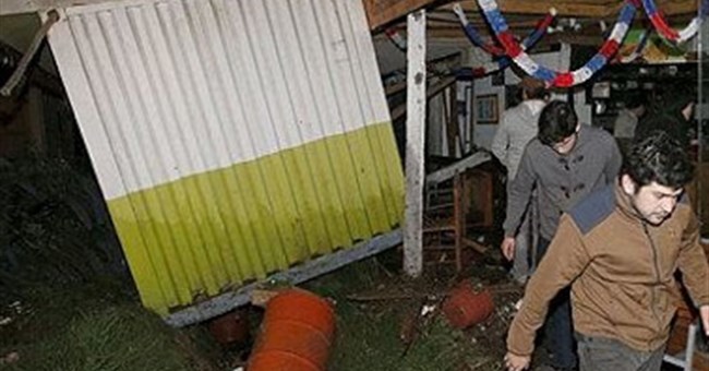 Động đất cùng sóng thần ở Chile, 5 người chết