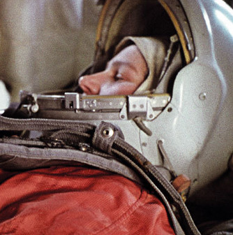 Người phụ nữ đầu tiên bay vào vũ trụ quên bàn chải đánh răng