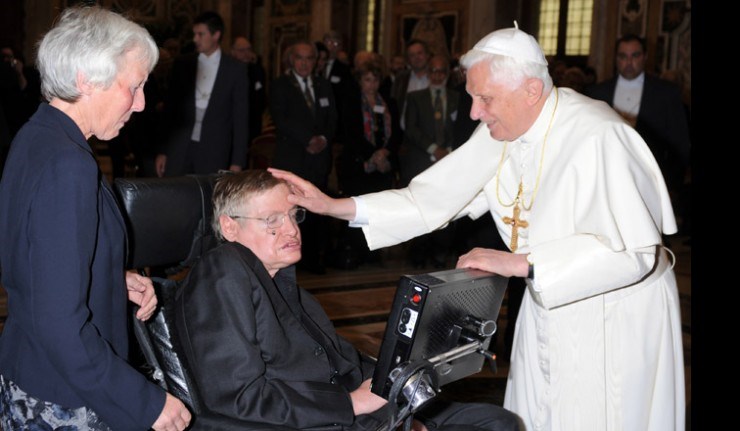 Cuộc đời của Stephen Hawking qua ảnh