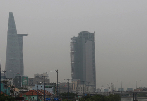 Sài Gòn chìm trong 