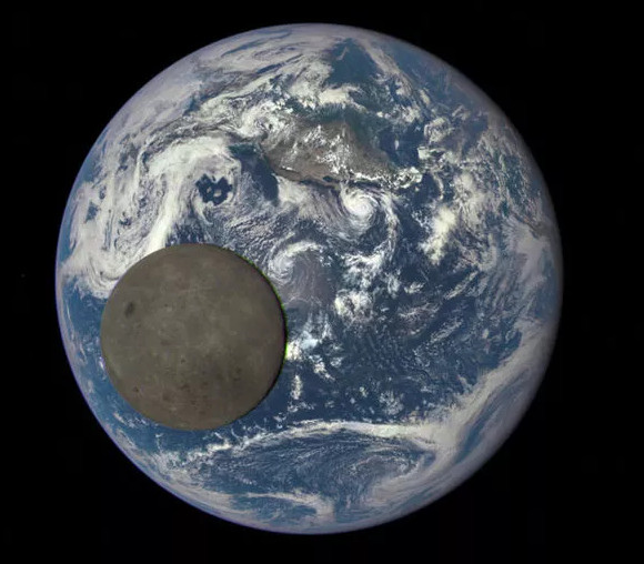 NASA nói một thiên thạch khổng lồ sẽ bay sượt qua Trái Đất trong 48 giờ tới