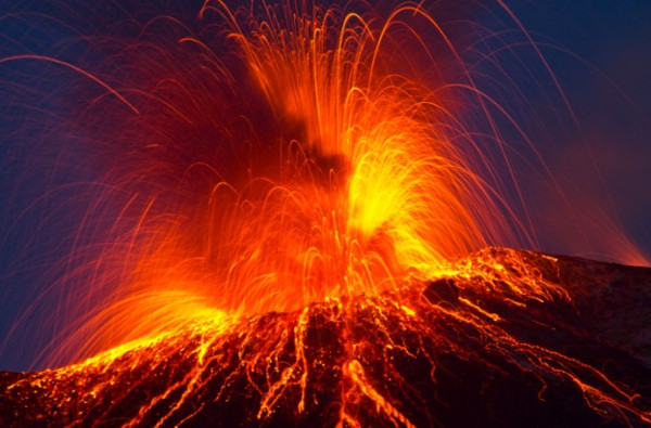 Tại đây, bạn sẽ được tìm hiểu về 10 sự thật đầy bất ngờ về núi lửa, những thông tin thú vị về sự hình thành và hoạt động của những hòn núi lửa ngoạn mục nhất trên thế giới. Hãy cùng khám phá những điều thú vị và mới lạ tại đây.