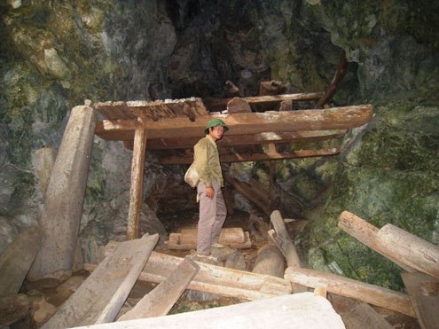 Bí ẩn động Ma và những quan tài cổ