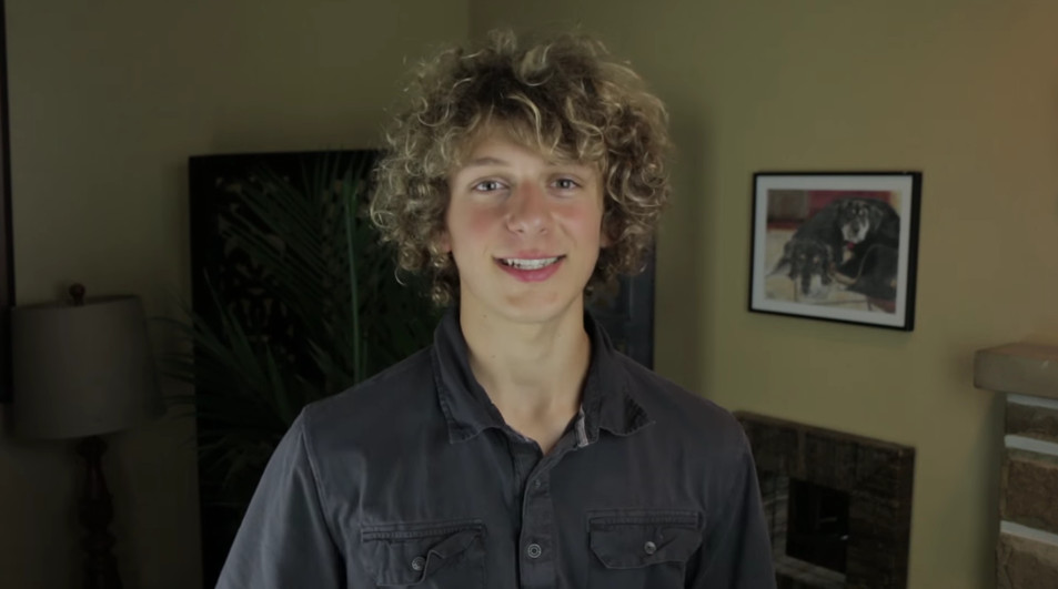 Video giải thích thuyết tương đối hẹp theo phong cách vui vẻ