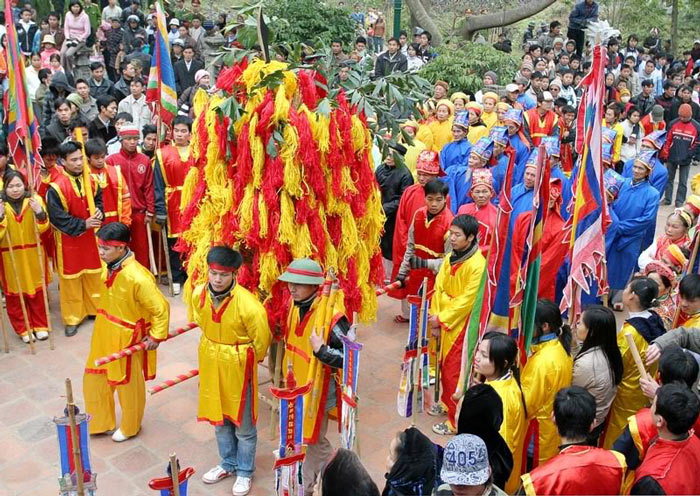 Hội Gióng ở đền Phù Đổng và đền Sóc