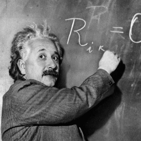 25/11/1915 - Công trình nghiên cứu về Thuyết tương đối rộng của Albert Einstein được công bố