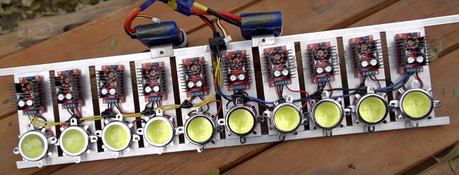 Video: Tự chế đèn LED siêu sáng để chụp cảnh đêm, gấp 34 lần bóng compact