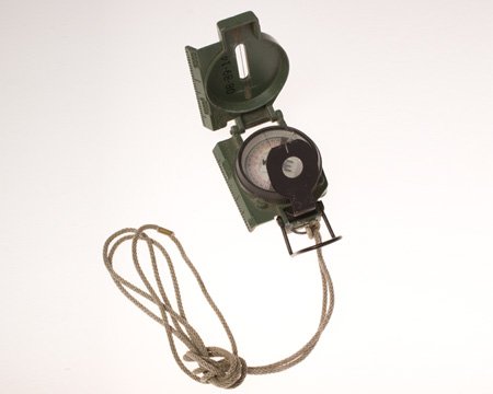 Tận mắt ngắm các công cụ gián điệp của CIA