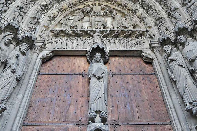 Nhà thờ Đức Bà Chartres - Pháp