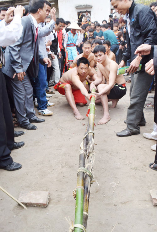 Nghi lễ và trò chơi kéo co - Di sản nhân loại