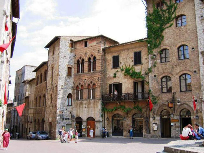 Trung tâm lịch sử của San Gimignano