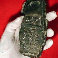 Đào được "điện thoại cục gạch" cách đây gần 1000 năm?